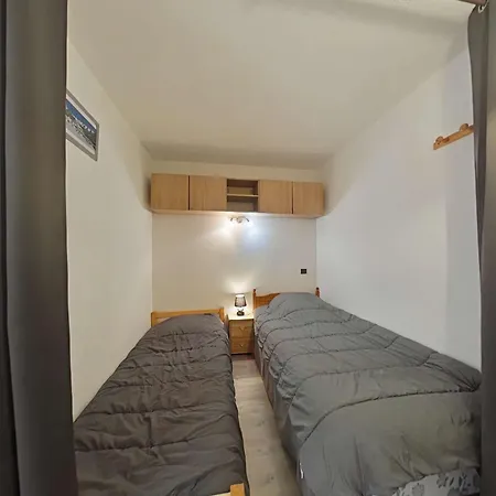 Appartement 2 Pieces + Cabine, Proche Pistes Et Centre, Parking Inclus - - Fr-1-241-212